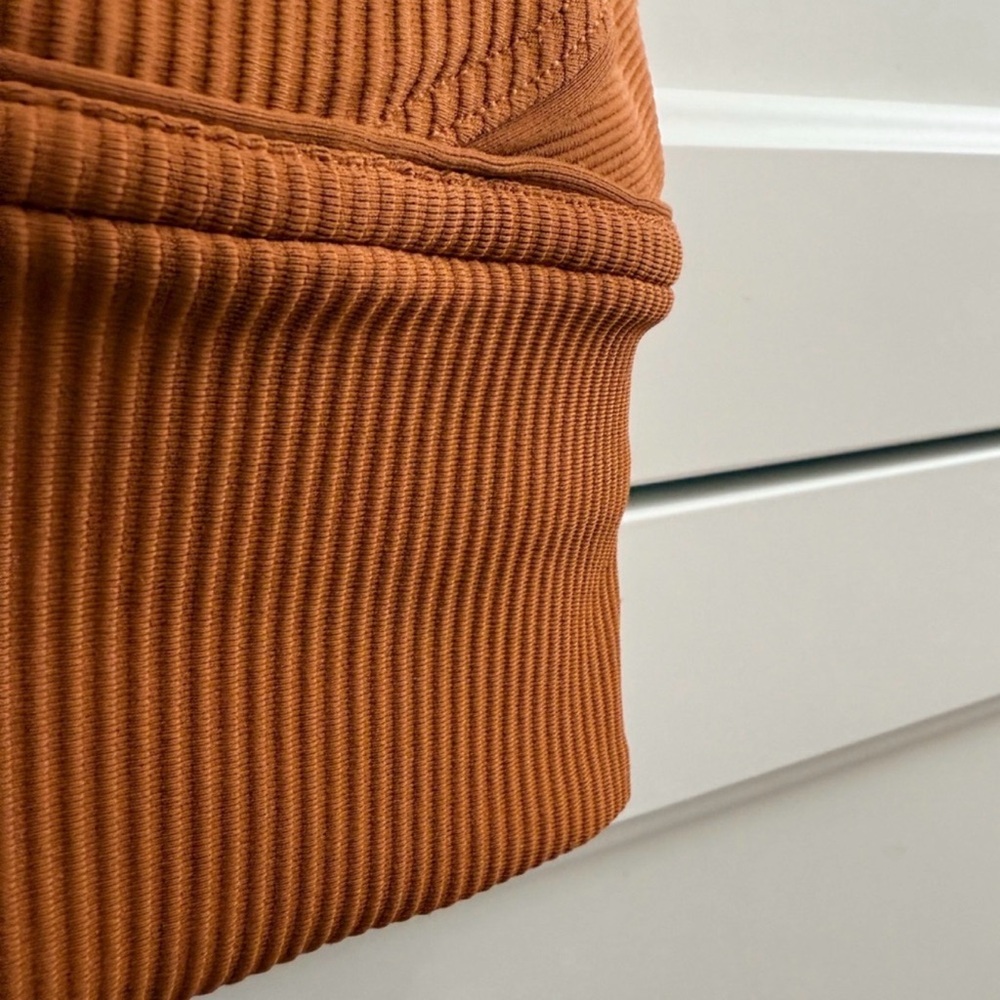 LULULEMON Energy Longline Ribbed - Picture 3 of 9